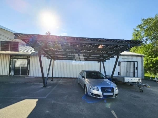 光伏车棚